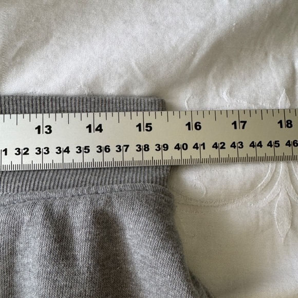 Calvin Klein Women's Gray Logo Sweatpant Joggers Size Medium Athletic Running - Picture 10 of 15